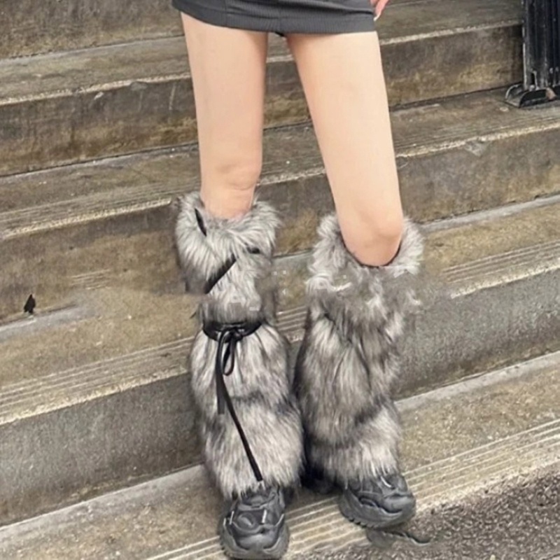 Bộ Giày Boots và Tất Lông Phong Cách Goth Punk Cho Mùa Đông Ấm Áp