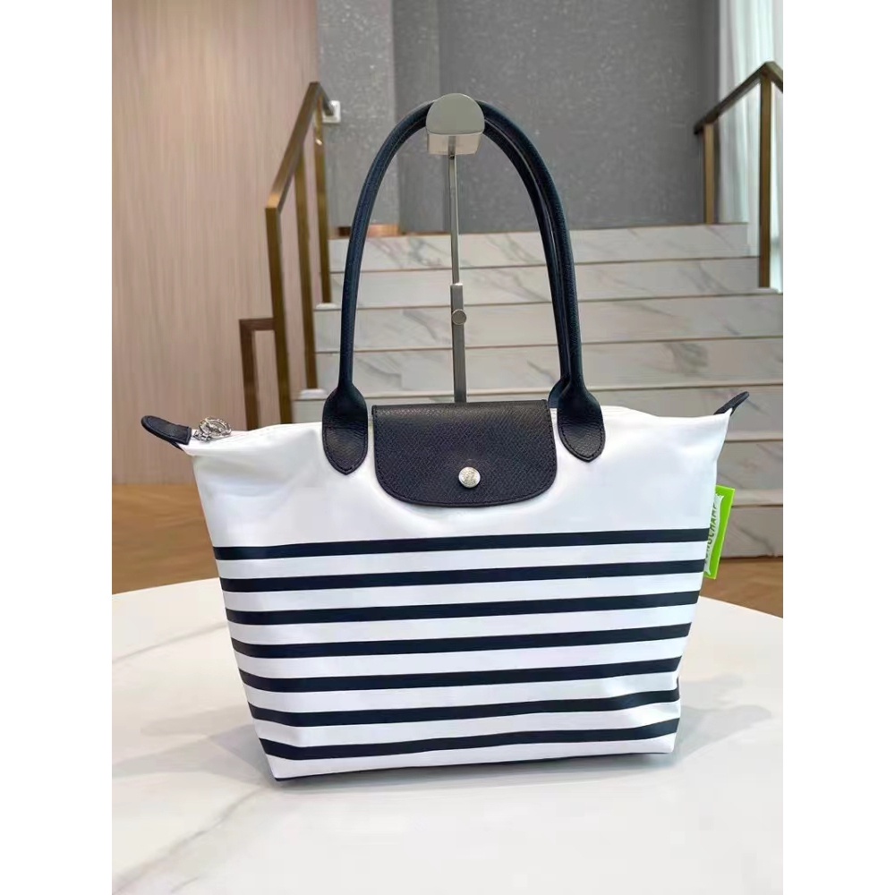 Chiến Ngựa Túi Nữ Màu Xanh Navy Sọc Bánh Bao Túi Vải Nylon Chống Thấm Nước Chất Liệu Da Bò Mini Di Động Túi Đeo Vai