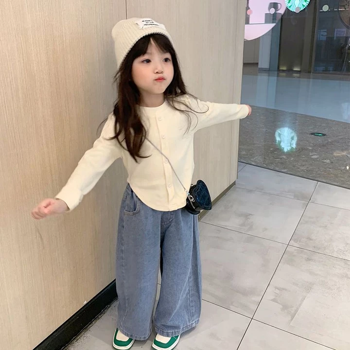 Bộ Đồ Bé Gái Xuân Thu Phong Cách Mới Xuân Thu Phong Cách Bé Gái Phiên Bản Hàn Quốc Đáy Áo Quần Jean Bé Gái Quần Ống Rộng Bé Gái Áo Bé Gái