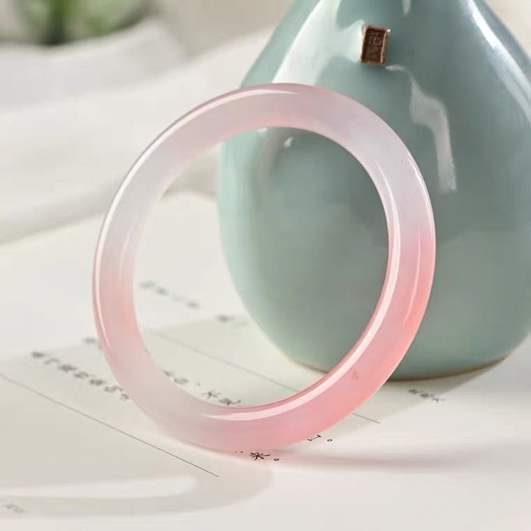 Vòng Tay Thạch Anh Hồng Ngọc Bích Tự Nhiên Mặt Tròn Dễ Phối Đồ Cho Nữ