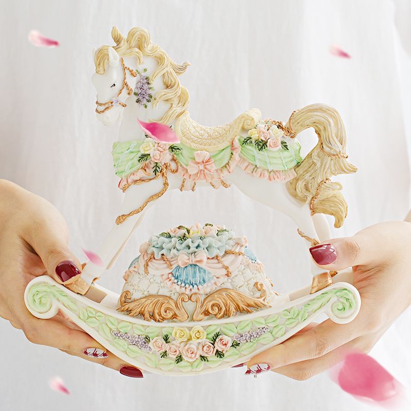 Merry-go-round Hộp Nhạc Hình Ngựa Trái Tim Trang Trí Phòng Bạn Gái Làm Quà Tặng Sinh Nhật Sáng Tạo