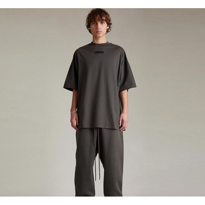 Áo thun Fear of God Essentials Mùa Hè 2024