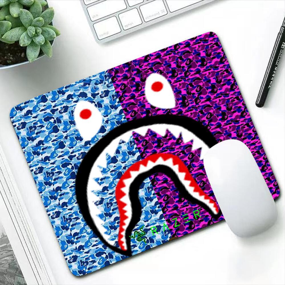 Thảm Lót Chuột Máy Tính Razer X A Bath APE BAPE Sang Trọng | Shopee ...