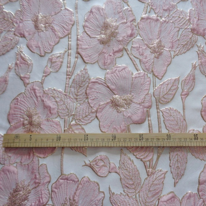 Vải Jacquard hoa dập nổi 100x145cm, sợi nhuộm tinsel, chất liệu may đồ party và DIY, bán theo mét