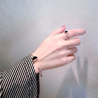 2pcs Bộ Nhẫn Vòng Tay Hình Dạng Trái Tim Vàng Hồng 18K Mở Có thể điều Chỉnh Nhẫn Vòng Tay Nữ Bộ Hai Mảnh Phong Cách Hàn Quốc Thiết Kế Niche đơn Giản Vòng đeo Tay Thời Trang