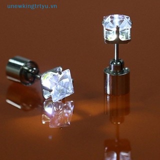 Unewtyu 1 Khuyên Tai Hình Vương Miện Có Đèn led Phát Sáng