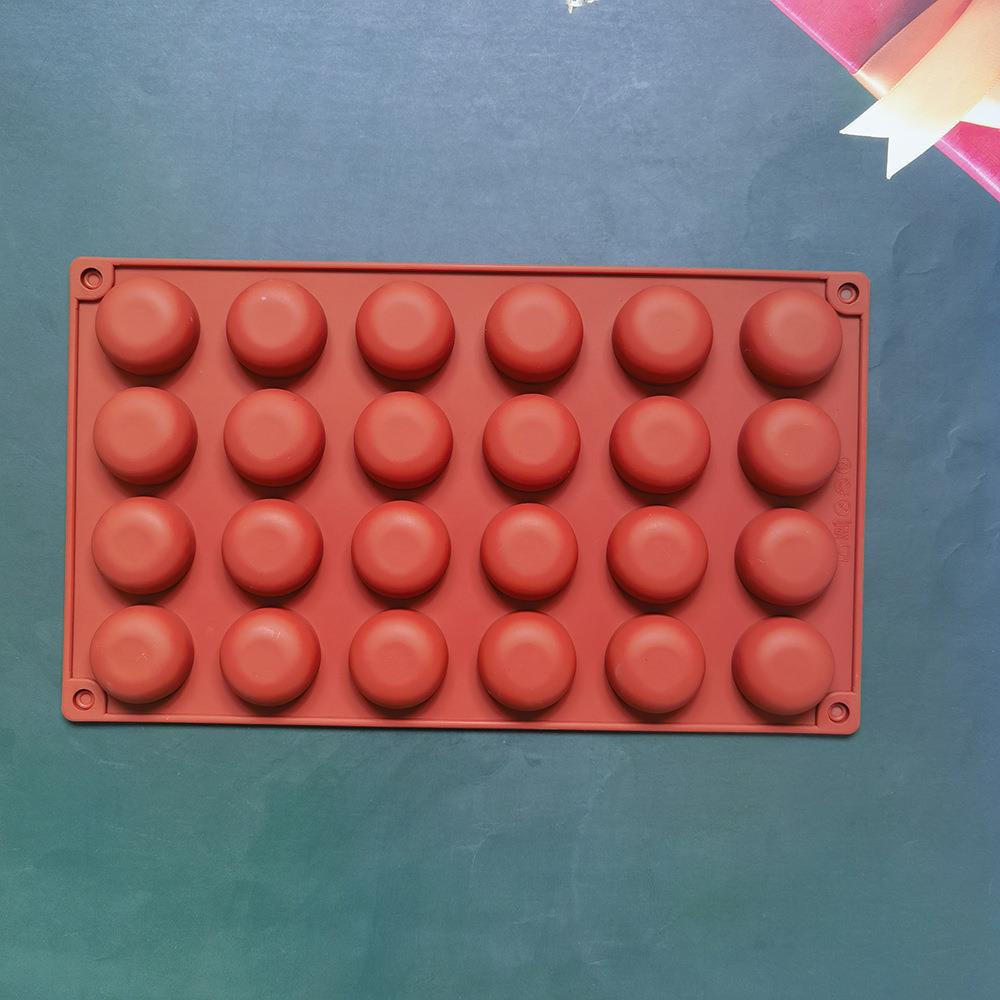 Khuôn silicone 24 Ngăn Làm Bánh Hình Tròn Tiện Dụng