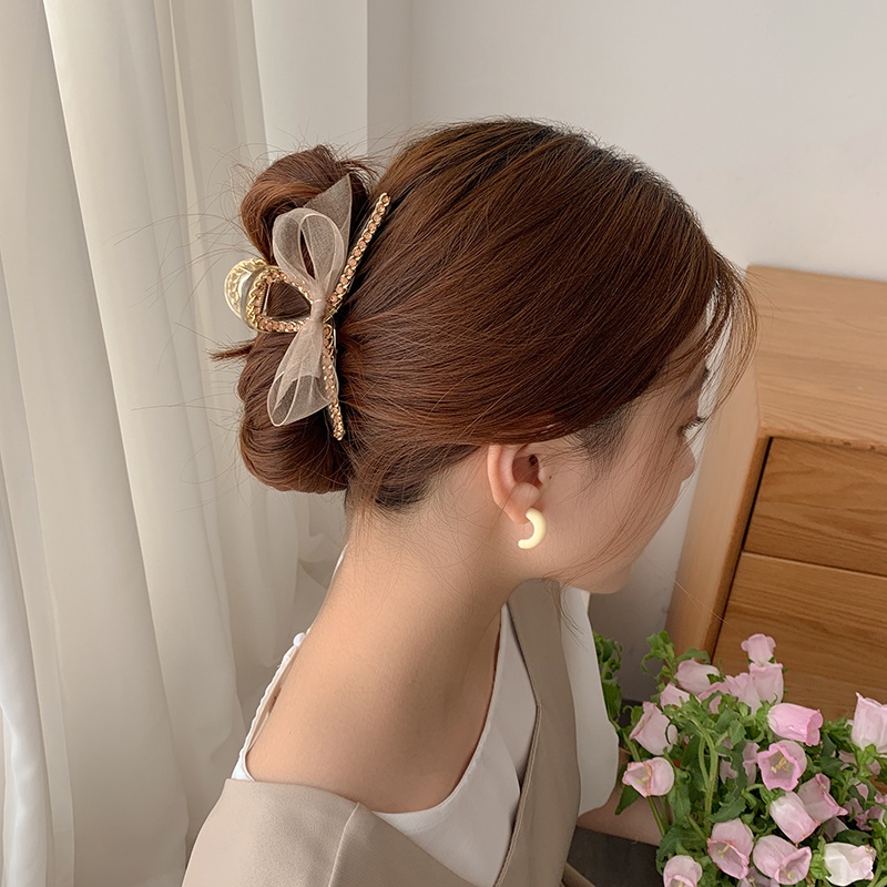 Kẹp tóc càng cua có thắt nơ Hàn Quốc trẻ trung năng động, dễ phối đồ, phù hợp nhiều kiểu tóc