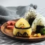 Khuôn làm Cơm Nắm Sushi Onigiri Bento nhiều hình cho bé cho bé ăn dặm - Khuôn tam giác GIOVA
