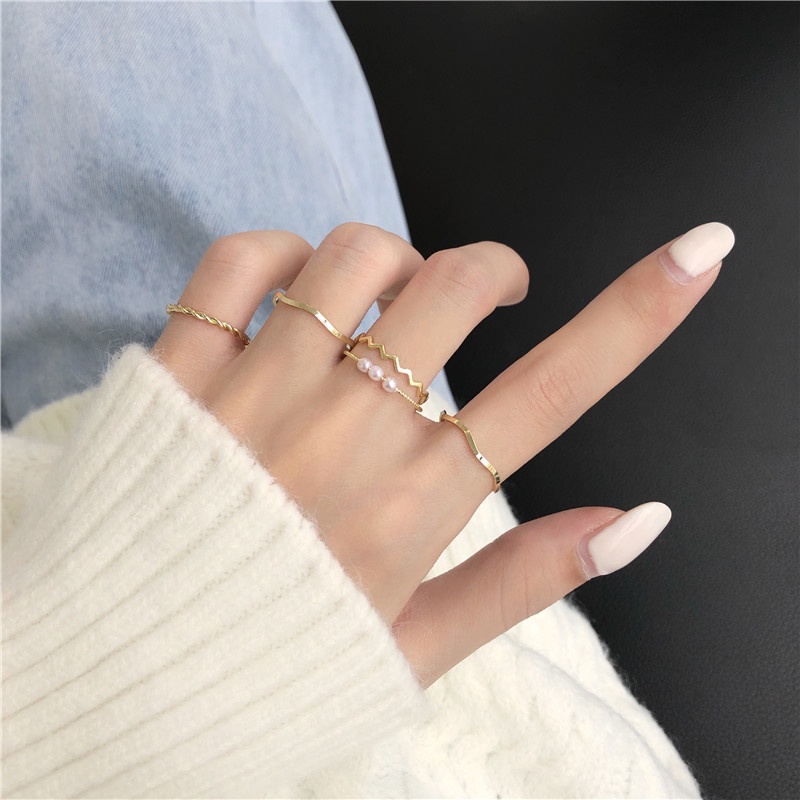 Bộ Nhẫn Gợn Sóng Đơn Giản Độc Đáo Cho Nữ