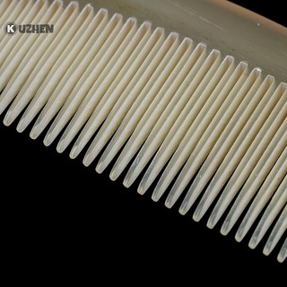 1 Lược Chải Tóc Sừng Trâu Màu Hổ Phách Tự Nhiên Chống Tĩnh Điện Chăm Sóc Sức Khỏe