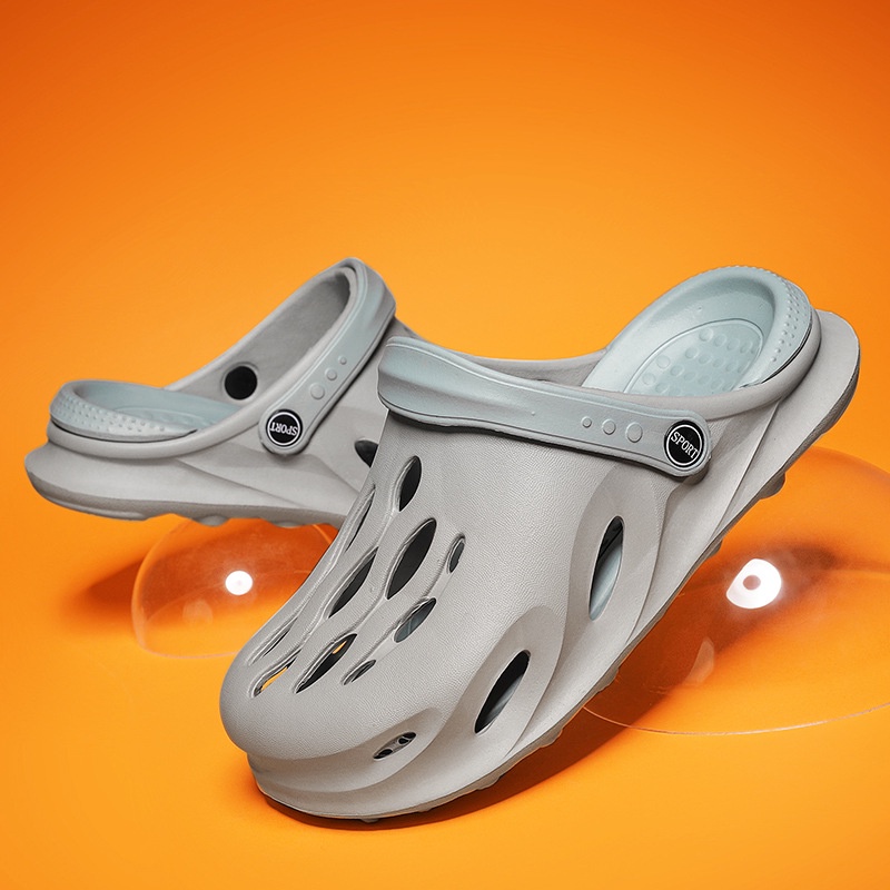 Dép Sandal Đục Lỗ Thoáng Khí Chống Trượt Kiểu Dáng Thể Thao Đơn Giản Cho Nam