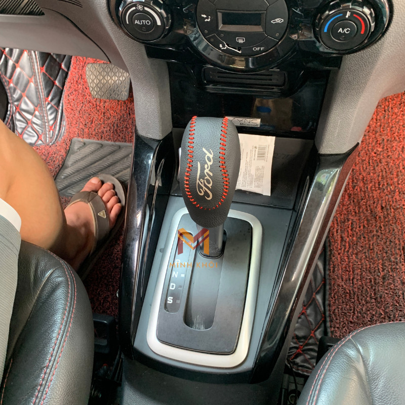 Bọc da cần số và phanh tay xe Ford Ecosport, Forcus, Fiesta (AT) da bò nhập khẩu, khâu thủ công