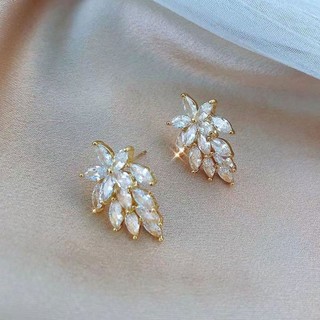 Bông Tai Hình Chiếc Lá Đính Đá Lấp Lánh Sang Trọng Thời Trang