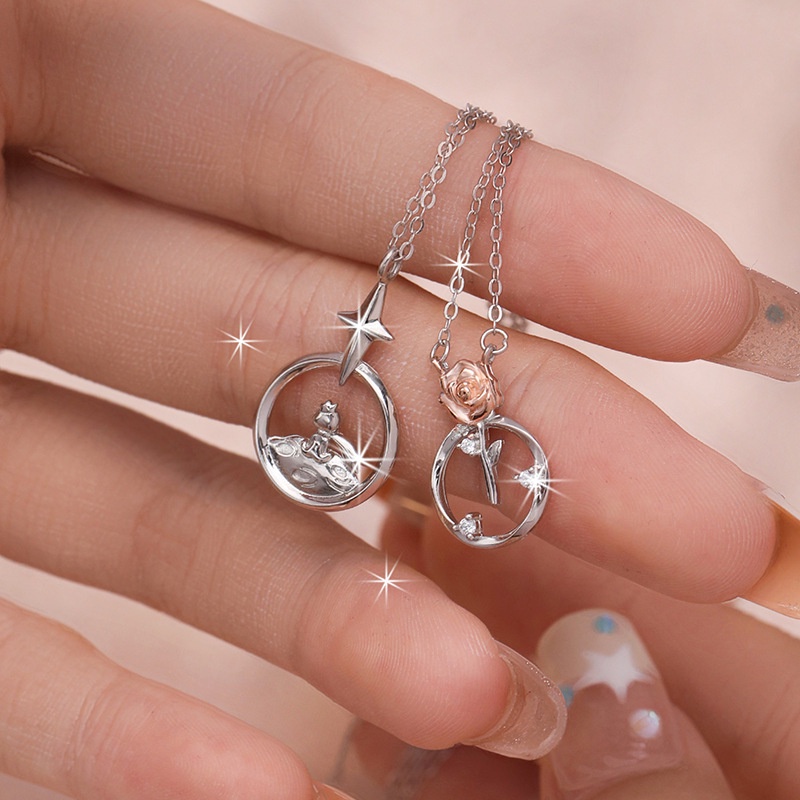 S925 Bạc Hoàng Tử Nhỏ Và Hoa Hồng Cặp Đôi Vòng Cổ Màu Sắc Tách Hoa Nam Nữ Mặt Dây Chuyền Quà Tặng Ngày Lễ Tình Nhân