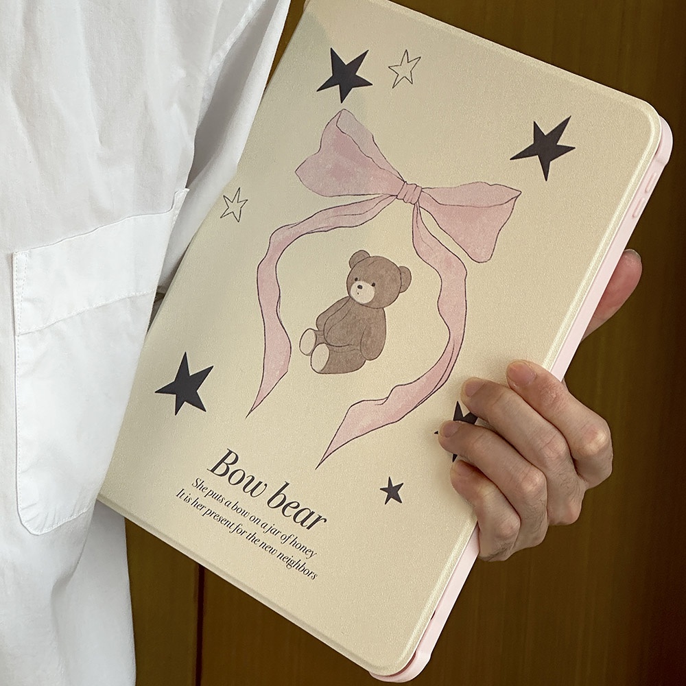 Ốp lưng họa tiết gấu nơ màu nâu Acrylic cứng Tương thích với Mini6 Mini7 IPad5 6 7 8 9 10th 11th A16 Air6 Air11 Air13 Air4 Air5 Pro13 Pro10.5 Pro11 Pro12,9 2018 Bao da