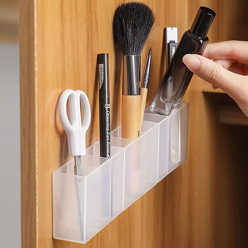 Giá Treo Tường Nhỏ 3 Ngăn Đựng Trang Sức / Hộp Đựng Trang Sức / Son Môi / Đồ Dùng Nhà Ở