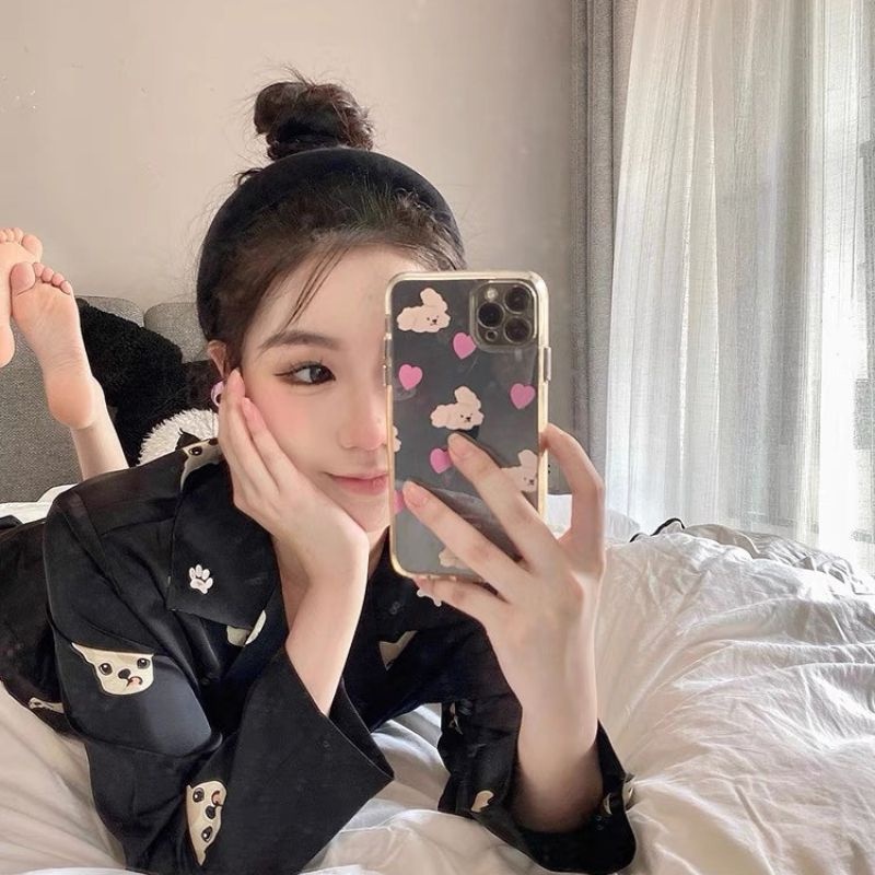 Bộ Đồ Ngủ Vải Lụa Satin Màu Xanh Dương In Hình Chú Chó Sang Trọng Cho Nữ