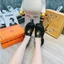 Giày Lười Nữ Da Mềm Màu Đen Mũi Tròn Đế Cao Thời Trang Phong Cách