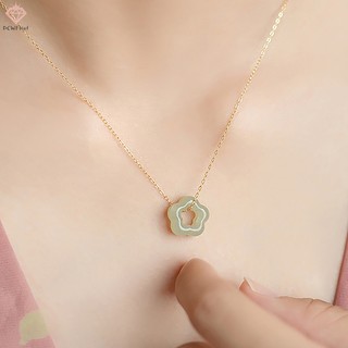 [Pcwkkef] Vòng cổ ngọc Hetian giả cổ điển Mặt dây chuyền hoa mận Dây chuyền xương đòn rỗng Tính khí thời trang Phụ kiện trang sức Mới