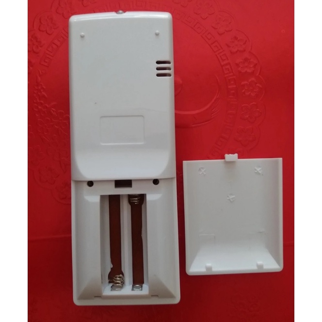 Điều khiển remote từ xa dùng cho điều hòa funiki mẫu mới có vệt xanh hình chìa khóa - tặng kèm pin