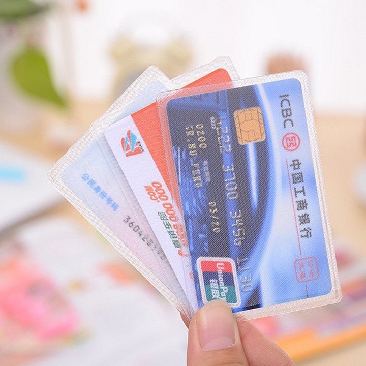 Bọc Chống Xước Chip CCCD , thẻ ATM , bằng láy xe máy . Trong Suốt Chống Trầy Có Nắp Bảo Vệ