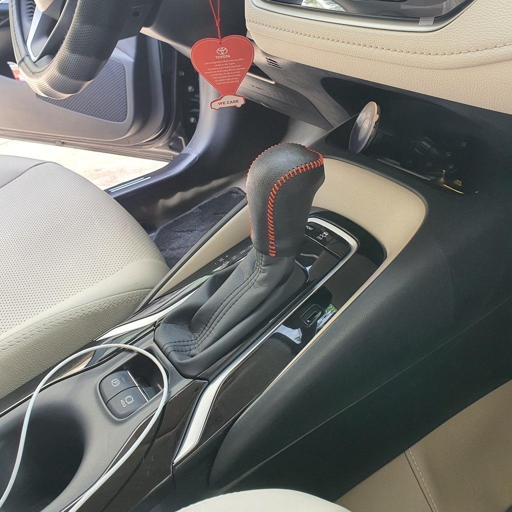 Bao Da Bọc Cần Số - Phanh Tay Xe TOYOTA CROSS, CAMRY (2019-2024), ALTIS (2024+) da bò thật khâu thủ công