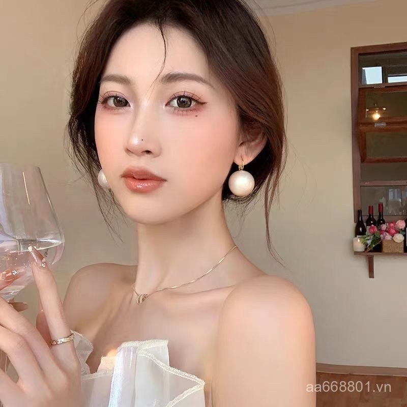 🌟Bông tai phong cách retro phóng đại cho phụ nữ, bông tai kẹp thiết kế độc đáo, bông tai phong cách tối giản