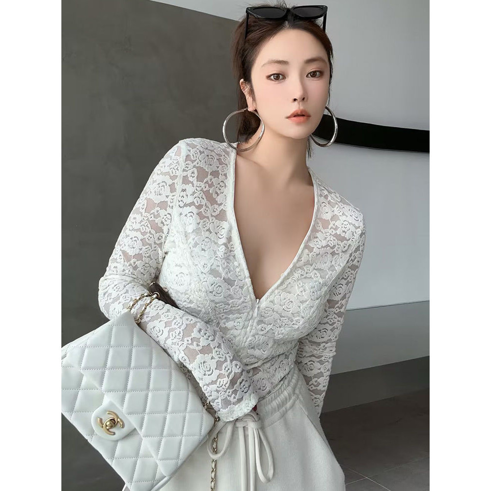 Milyfashion Mùa Đông Phong Cách Mới Phiên Bản Hàn Quốc Niche Tính Khí Cổ Chữ V Áo Chui Đầu Hot Girl Phong Cách Gợi Cảm Rỗng Một Mảnh Ren Top