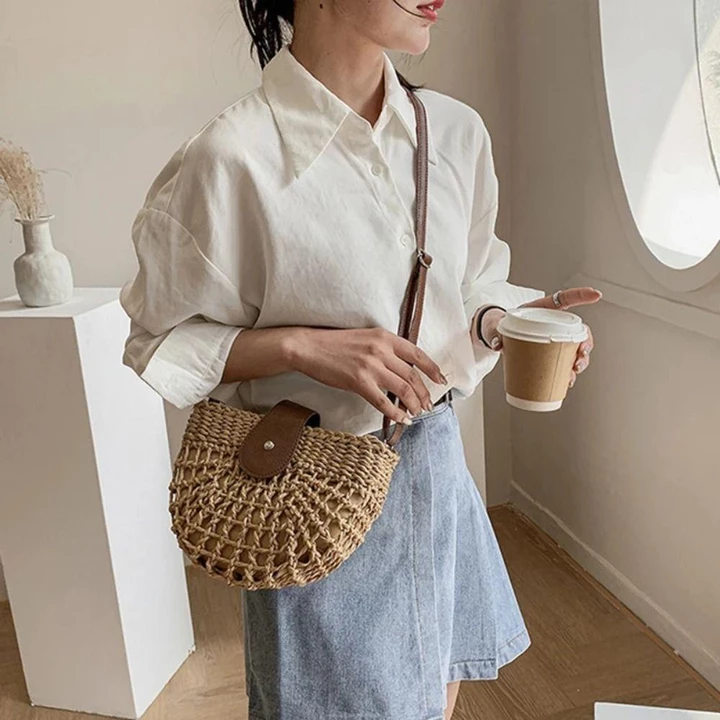 Women's Woven Straw Handbag – for the Beach – 5