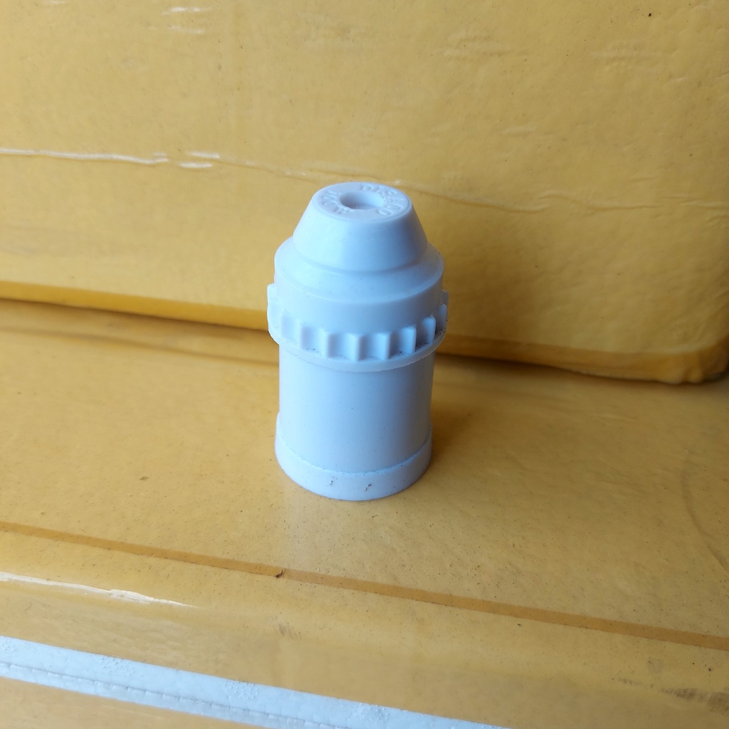 Đui Đèn E27 Phổ Thông ,Đui Xoáy E27 Chuyên Dùng Cho Các Loại Bóng Đèn Led, Chất Lượng Cao
