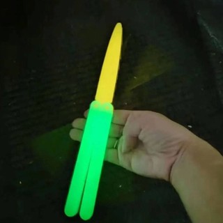 GC9 Dạ Quang Cà Rốt Trọng Lực Nhảy Củ Cải Balisong Quà Tặng Cho Trẻ Em Bướm Dao Benchmade Giảm Căng Thẳng Fidget Đồ Chơi CG9