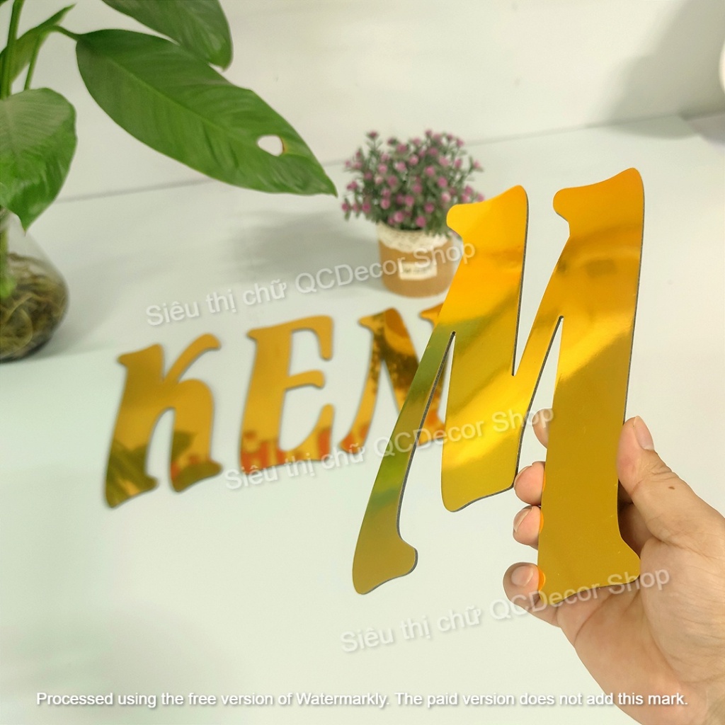Cao 20cm, Chữ Alu Vàng Gương, dày 3mm, Flamenco, dán tường, biển quảng cáo Chotdonnaoo