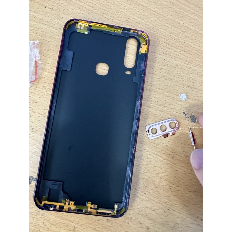 vỏ/lưng vivo y15/y17/y12/u10