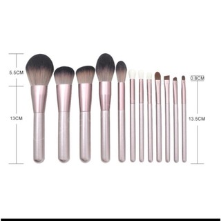 SET cọ CC 12 chi tiết kèm túi da màu hồng