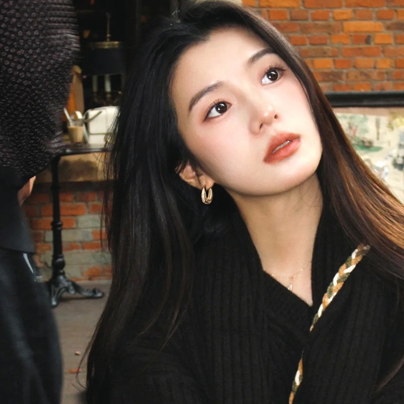 Bông tai hợp kim cao cấp thiết kếclassic dành cho nữ mùa thu đông