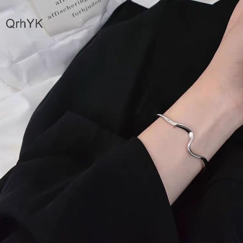 Nhà Máy Thời Trang Bạc Bóng Không Đều Mobius Vòng Tay Có Thể Điều Chỉnh Cá Tính Dây Đeo Tay Cho Nữ QrhYK