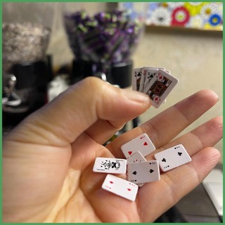 Bộ Bài Poker Mini Độc Đáo Cho Nhà Búp Bê