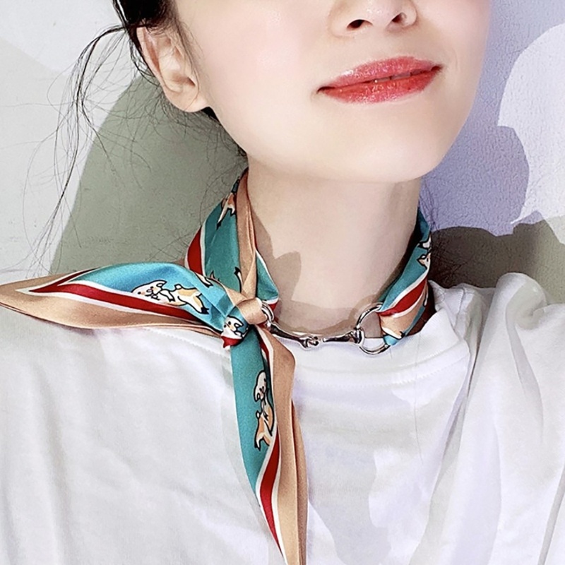 Vua Độc Đáo Kẹp Với Mũi Ngựa Chi Tiết Khăn Tinh Tế Giá Đỡ Kẹp