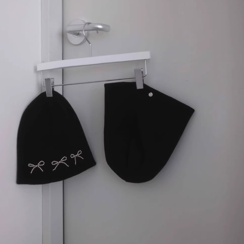 Mũ Len Beanie Đính Hạt Và Nơ Phong Cách Hip Hop Cho Nữ