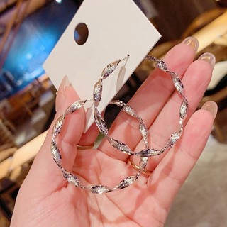 Khuyên Tai Kim Loại Xoắn Phong Cách Nhật Hàn Độc Đáo Hợp Thời Trang Mới