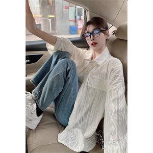 Áo sơ mi crochet rỗng mới mùa xuân hè 2023, thiết kế phong cách, áo blouse trắng chống nắng cho phụ nữ V250228071
