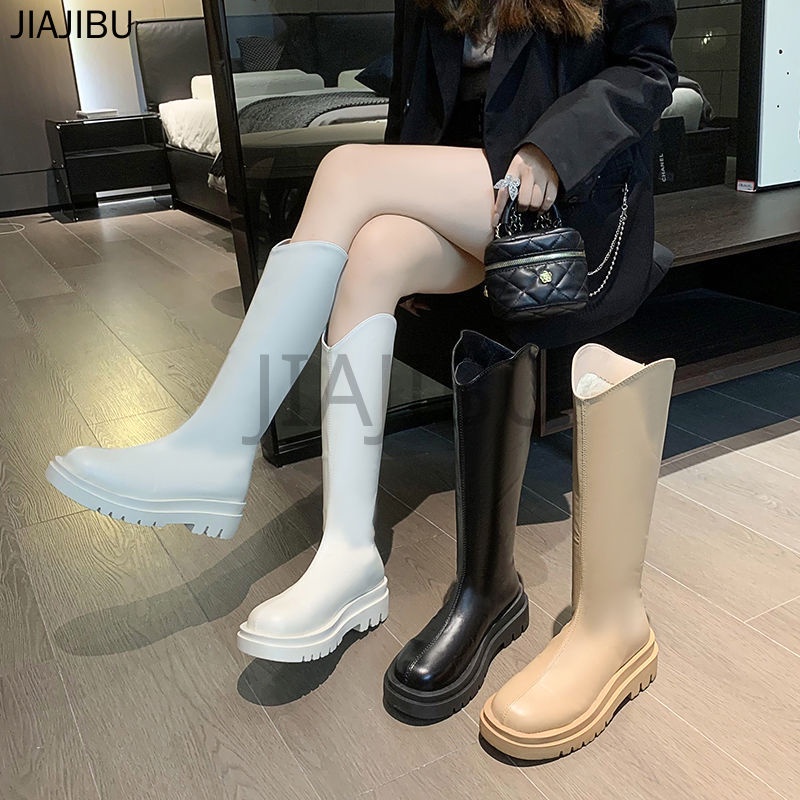 Size 35-42 Giày Bốt Đế Bệt Màu Đen Sành Điệu Giày Nữ Cỡ Lớn Giày Cao Bồi Mũi Tròn Chống Trượt Giày Bốt Da Cao Gót Màu Trắng Phong Cách Anh Quốc Giày Bốt Chelsea Gót Vuông Phong Cách Cổ Điển Giày Bốt Xe Máy Kaki Có Khóa Kéo Punk Cowboy Boots Cosplay Boots