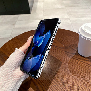 Ốp điện thoại Line Graffiti phù hợp cho OnePlus 13, màng silicone chống rơi, mờ, bảo vệ đơn giản, hàng mới xu hướng