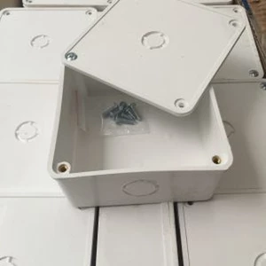 Hộp kỹ thuật 11*11*5 KÈM VÍT bảo vệ Adapter camera chống nước dùng cho eviz, dahua, yoosee, imou,..