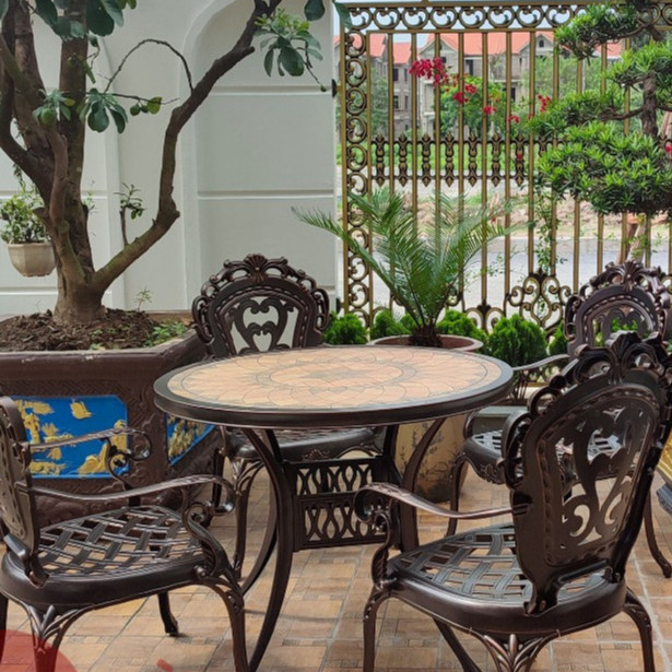 Bộ bàn ghế ban công ngoài trời Tròn Nhôm đúc Mặt đá gốm Bàn ghế sân vườn ngoài trời cực đẹp - HP42