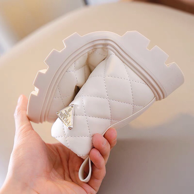 Bôt trám bé gái chống trượt giày cổ cao bé da PU mềm êm chân QCCC full box mẫu mới ca tính cho bé từ 3 tuổi size đại M18