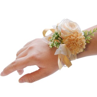 Hoa cổ tay cho cô dâu xinh xắn từ hoa lụa và satin CEVERIA