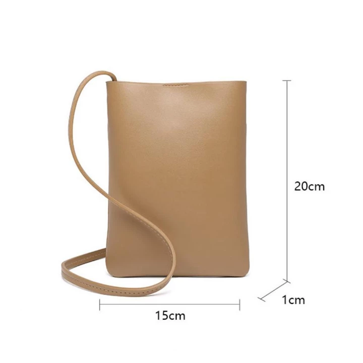Women's Minimalist Shoulder Bag – Water-Resistant – 2