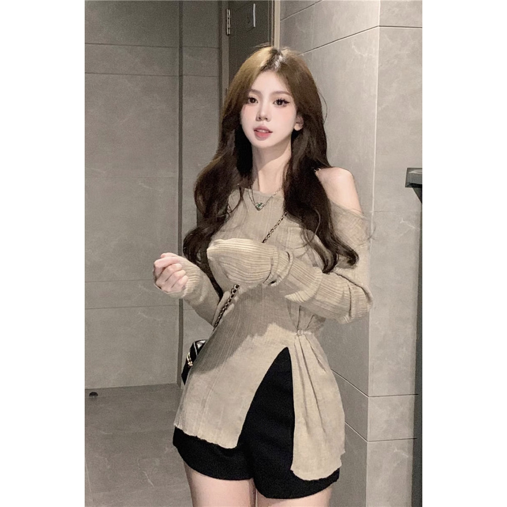 Áo len dệt kim Xuân Thu Phong cách mới Áo len dệt kim một vai dài tay có khe hở gợi cảm Slim-fit K